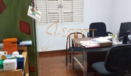 Sobrado Semi Geminada Residencial ou Comercial