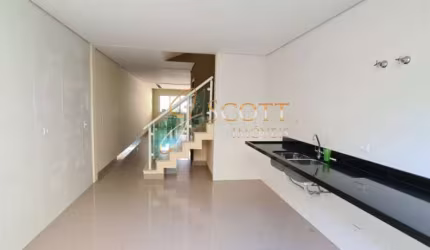 OPORTUNIDADE SOBRADO NOVO COM 3 SUÍTES E 4 VAGAS - JARDIM MARAJOARA