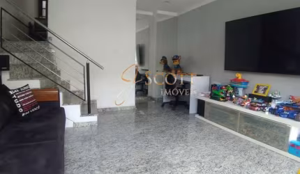Casa em Condomínio Fechado!