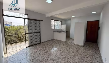 Ap. 2/4 com suíte, com armário, 105 metros, garagem coberta.