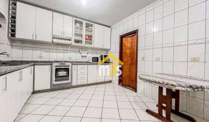 Casa com 4 quartos  à venda, 245 m² por R$ 1.300.000 - City Bussocaba - Osasco/SP
