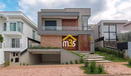 Casa à venda com 5 suítes (1 suíte de serviço), 480m² e 5 vagas, por R$ 4.300.000,00  em Alphaville – Santana de Parnaíba/SP