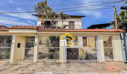 Casa à venda com 4 quartos e 2 suítes, 354m² e 6 vagas, por R$ 1.595.000,00 – City Bussocaba - Osasco/SP