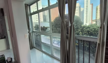 Aluguel de apartamento com 2/4 sendo uma semi-suíte, 60 m², Cond. Pte. Kennedy – Petrópolis