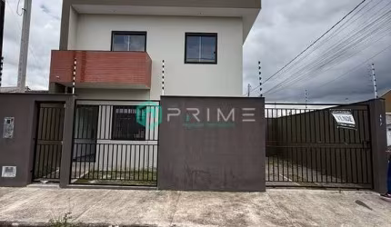 Sobrado no Cominese com 02 Quartos.