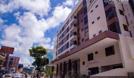 Apartamento com 2 dormitórios à venda, 54 m² por R$ 770.000,00 - Cabo Branco - João Pessoa/PB