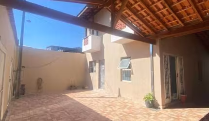 Sobrado à venda, 3 quartos, 5 vagas, Residencial e Comercial Jardim Yassuda - Pindamonhangaba/SP