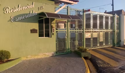 Casa a Venda Condomínio Esmeralda