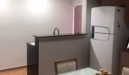 Linda Casa com ótima localização, próximo à diferenciados comércios, creche e escola.