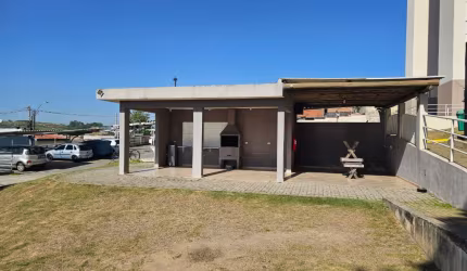 Ótimo apartamento com sacada à venda no Residencial Jatobá