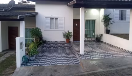 Linda casa no condomínio Residencial Morada do sol