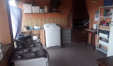 Ótima cara a venda, no Bairro Jardim Jacinto. Excelente bairro, a poucos minutos do Centro da cidade,