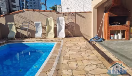 EXCELENTE IMÓVEL PRÓXIMO AO MAR LOCALIZADO NO BAIRRO PRAINHA EM CARAGUATATUBA!!
