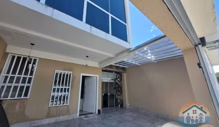 EXCELENTE OPORTUNIDADE DE SOBRADO LOCALIZADO NO BALNEÁRIO MAR AZUL EM CARAGUATATUBA!!