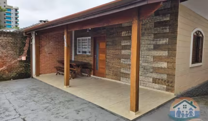 EXCELENTE OPORTUNIDADE DE IMÓVEL PRÓXIMO AO MAR LOCALIZADO NO BAIRRO MASSAGUAÇU!!