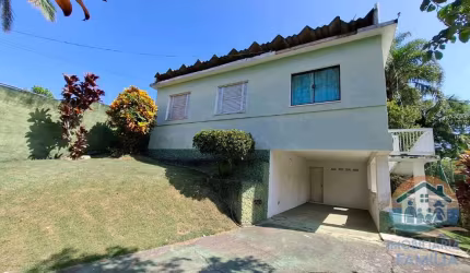 EXCELENTE OPORTUNIDADE DE IMÓVEL COM AMPLO TERRENO PRÓXIMO AO MAR LOCALIZADO NO BAIRRO MASSAGUAÇU!!