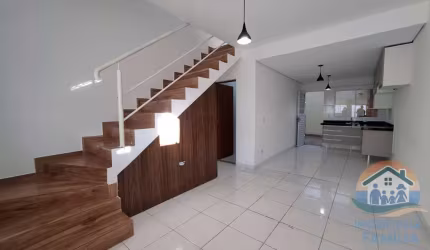 EXCELENTE SOBRADO COM ENTRADA INDIVIDUAL LOCALIZADO NO BAIRRO PONTAL SANTA MARINA EM CARAGUATATUBA-SP!