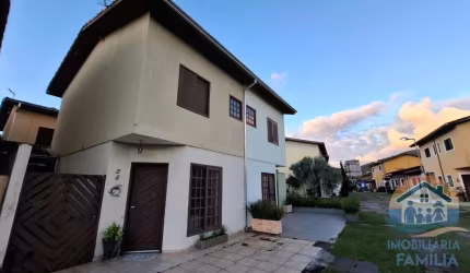 EXCELENTE OPORTUNIDADE DE SOBRADO MOBILIADO EM CONDOMÍNIO LOCALIZADO NO BAIRRO MARTIM DE SÁ EM CARAGUATATUBA!
