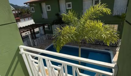 EXCELENTE SOBRADO MOBILIADO EM CONDOMÍNIO PRÓXIMO AO MAR LOCALIZADO NO BAIRRO CAPRICÓRNIO IIEM CARAGUATATUBA-SP!
