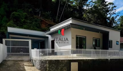 Oportunidade de casa bem localizada