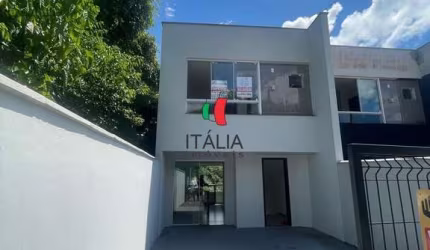 Casa Geminada Triplex em São Pedro, Brusque/SC
