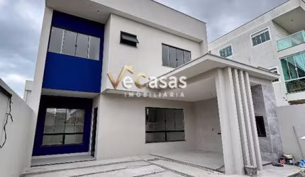 Casa com 3 Quartos &#224; venda, 135m&#178; - Costazul