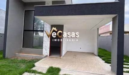 Casa linear Enseada das Gaivotas com amplo quintal