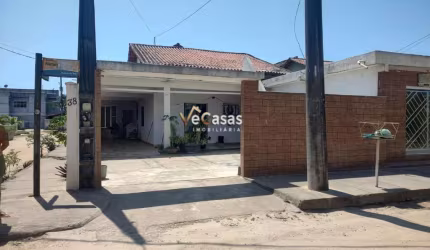 CASA L&#205;NEAR