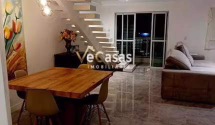 Excelente cobertura duplex em Costazul