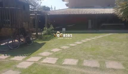 Linda casa linear com piscina com 650m&#178; no bairro Serramar em - RIo das Ostras