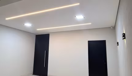Casa Moderna e Sofisticada no Alto Umuarama – 3 Suítes!
