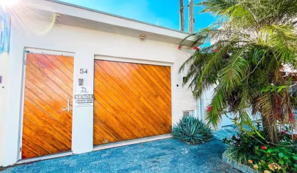 Casa para Venda em Taubaté, Esplanada Independência, 2 dormitórios, 1 suíte, 2 banheiros, 2 vagas