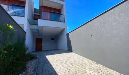 SOBRADO NO  BAIRRO SANTO ANTÔNIO
