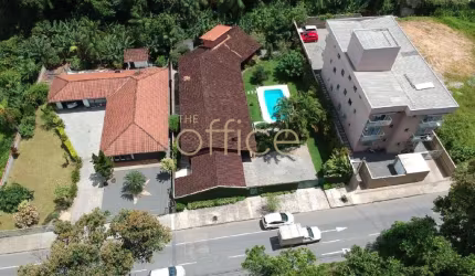 CASA PLANA NO BAIRRO BOM RETIRO