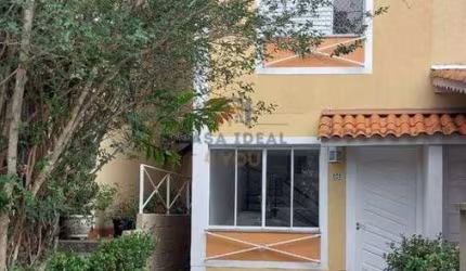 Casa em Cotia km 21 , com três dormitórios sendo uma suíte