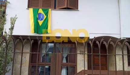 Casa com 3 quartos à venda no Rio Branco, Caxias do Sul  por R$ 1.200.000