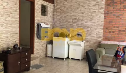 Casa com 3 quartos à venda no Galópolis, Caxias do Sul , 108 m2 por R$ 490.000