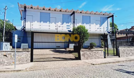Casa com 5 quartos para alugar no Cinqüentenário, Caxias do Sul , 352 m2 por R$ 7.000