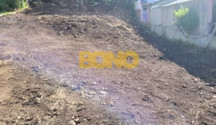 Terreno à venda no Jardim Iracema, Caxias do Sul , 360 m2 por R$ 140.000