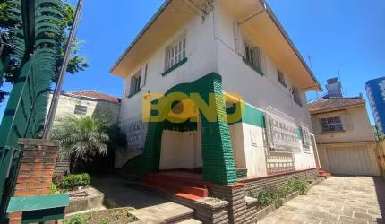 Casa com 3 quartos para alugar no Centro, Caxias do Sul  por R$ 5.400