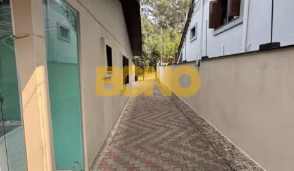 Casa com 9 quartos à venda no Charqueadas, Caxias do Sul  por R$ 950.000