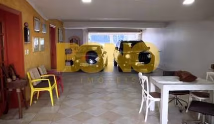 Casa com 3 quartos à venda no Rio Branco, Caxias do Sul , 469 m2 por R$ 2.447.000