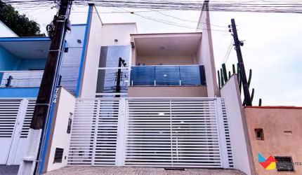 Sobrado Alto Padrão com 4 Dorm.(2 Suítes)