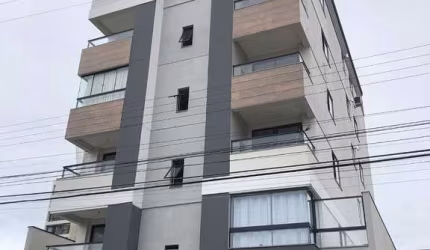 Apartamento cobertura no centro de Navegantes