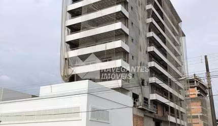 Apartamento Com 3 Quartos, 151 M², à Venda Por R$ 750.000,00