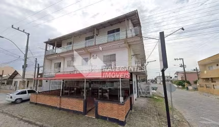 Imóvel misto residencial e comercial