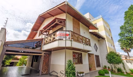 Casa com 4 quartos à venda na Rua Pery Sotto Maior Bittencourt, 893, Atuba, Curitiba, 400 m2 por R$ 2.200.000