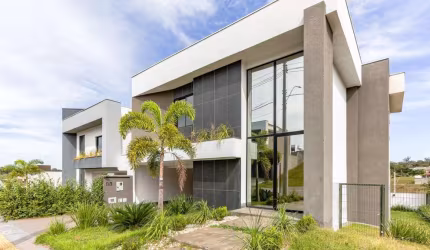 Sobrado à venda com 240 m² no Jardins Bolonha, Senador Canedo