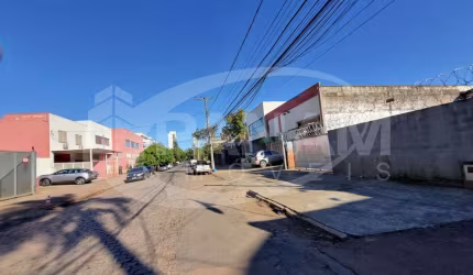 Barracão / Galpão / Depósito à venda na Rua Santa Catarina, 426, Santa Maria Goretti, Porto Alegre por R$ 2.200.000