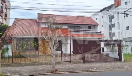 Casa com 5 quartos à venda na Avenida Panamericana, 901, Jardim Lindóia, Porto Alegre por R$ 1.350.000